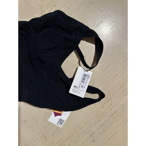 ARENA W VERTIGO ONE PIECE , swim suit , BLACK Size 32* - Picture 3 of 4